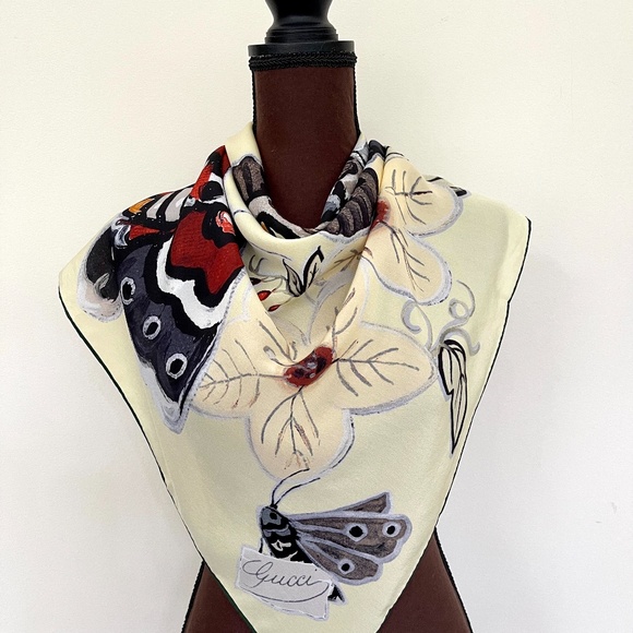 New Gucci Scarf Logo Kris Knight Butterfly Flora Silk Wrap with Gucci Gift Box - Picture 3 of 14
